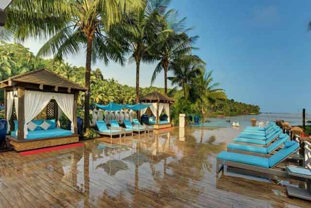 Covid Safe Honeymoon Resort - Mayfair Hideaway Resort and Spa
