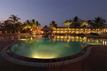 xorooms - best website for couple vacations in goa | Holiday Inn Goa Honeymoon Packages for Couples