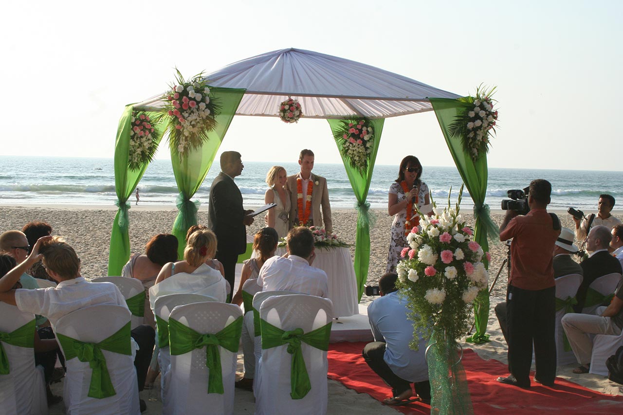Beach setup for vow renewal ceremony in Goa